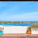 Terrazza Sul Mare A * 切尔沃港
