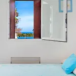 度假居 Terrazza Sul Mare A 切尔沃港