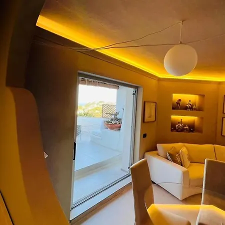Terrazza Sul Mare A بورتو كيرفو